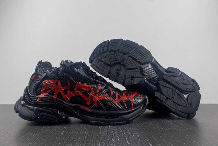 Ba*len*cia*ga runner w3rb1 0102