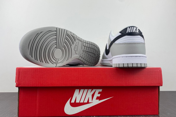 Dunk Low Retro SE DR9654-001
