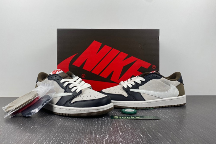 Travis Scott x Air Jordan 1 Low DM7866-902