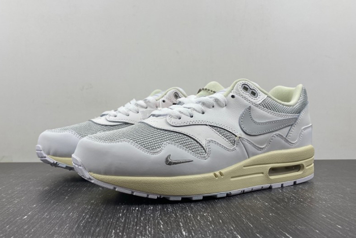 Patta x Nike Air Max 1 “White” DQ0299-100