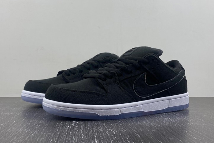 Nike Dunk Low  FN4193-013