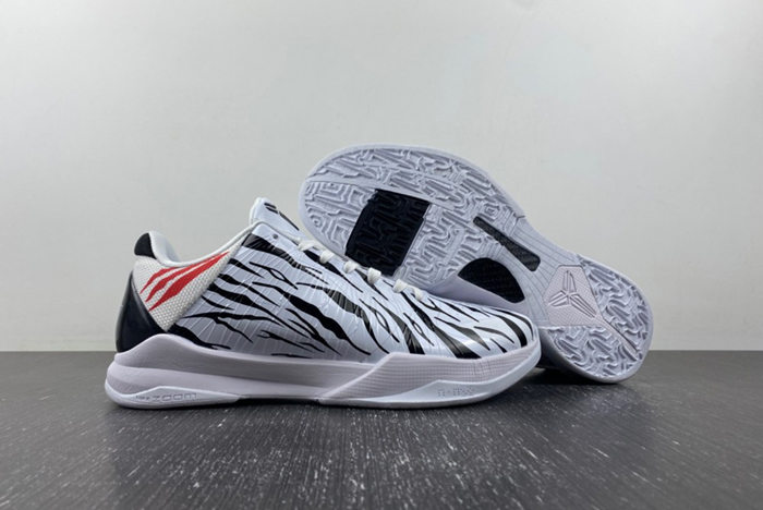 Zoom  DB4796-004