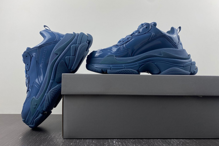 Ba*len*cia*ga triple s 734954 w2paa 4000