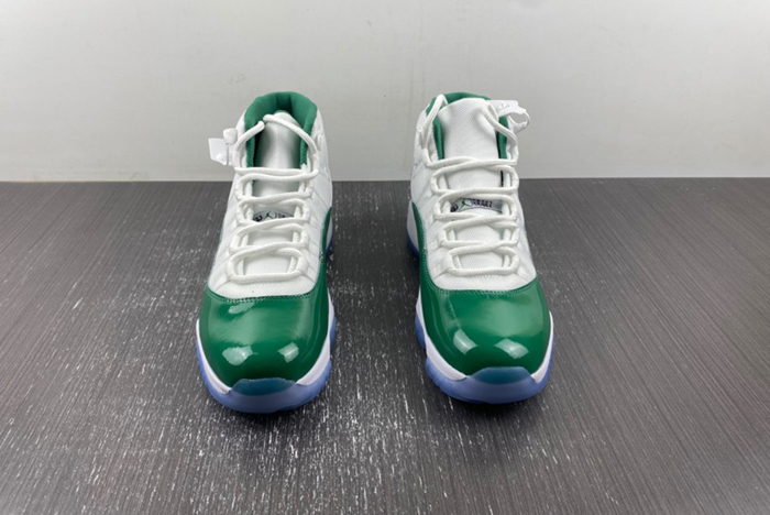 Air Jordan 11  CT8012-113