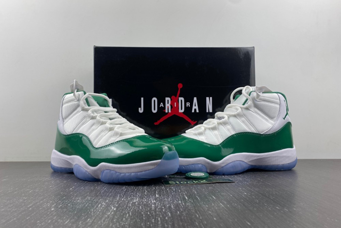 Air Jordan 11  CT8012-113