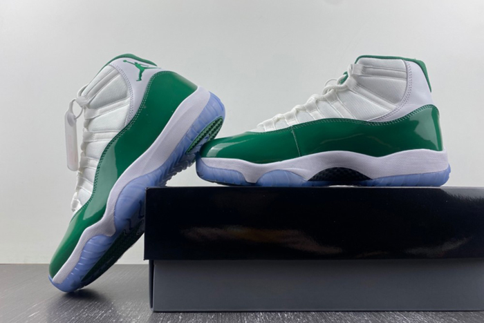 Air Jordan 11  CT8012-113