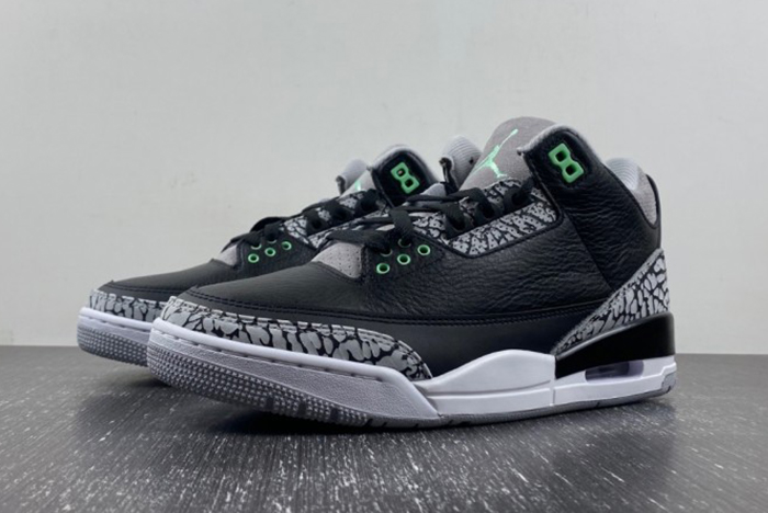 Air Jordan 3 “Green Glow CT8532-031