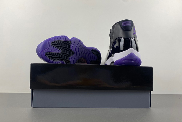 Air Jordan 11 Retro CT8812-999