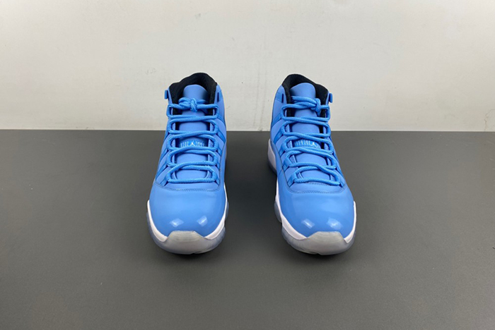 Air Jordan 11