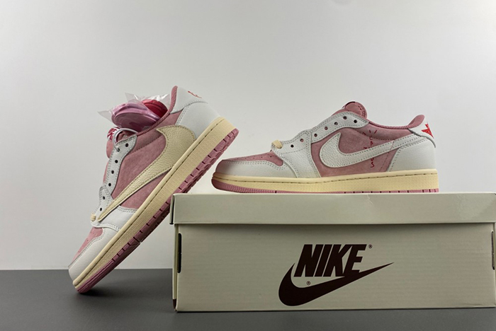 Travis Scott x Air Jordan 1 Low OG DM7866-600