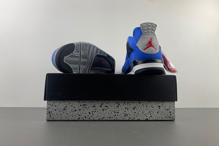 Air Jordan 4  兰阿母 联名